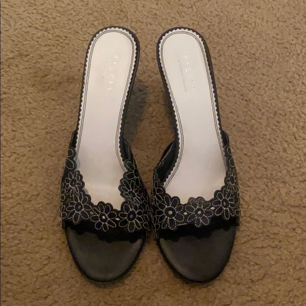 Black axcess low heels